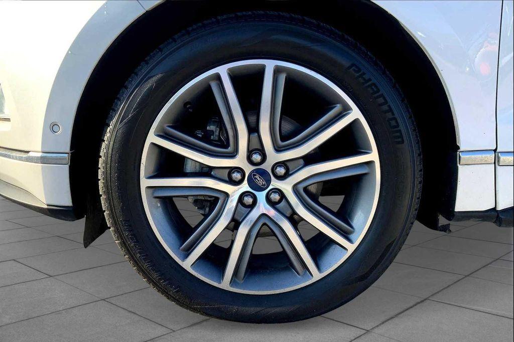 used 2019 Ford Edge car, priced at $19,490