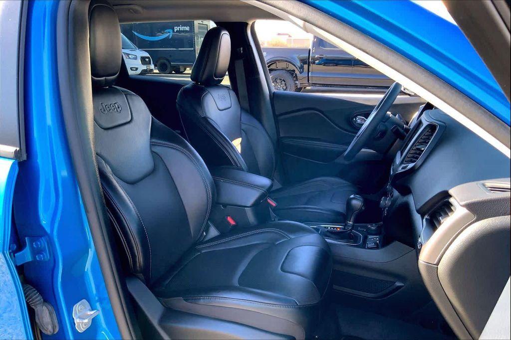 used 2022 Jeep Cherokee car, priced at $21,199