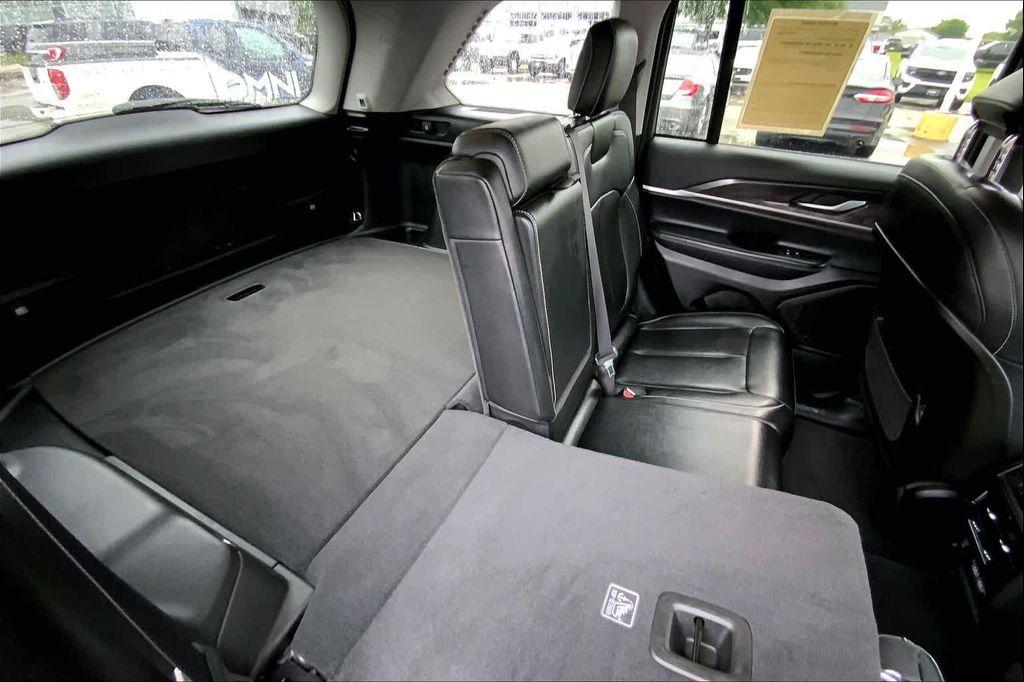 used 2023 Jeep Grand Cherokee car, priced at $28,547