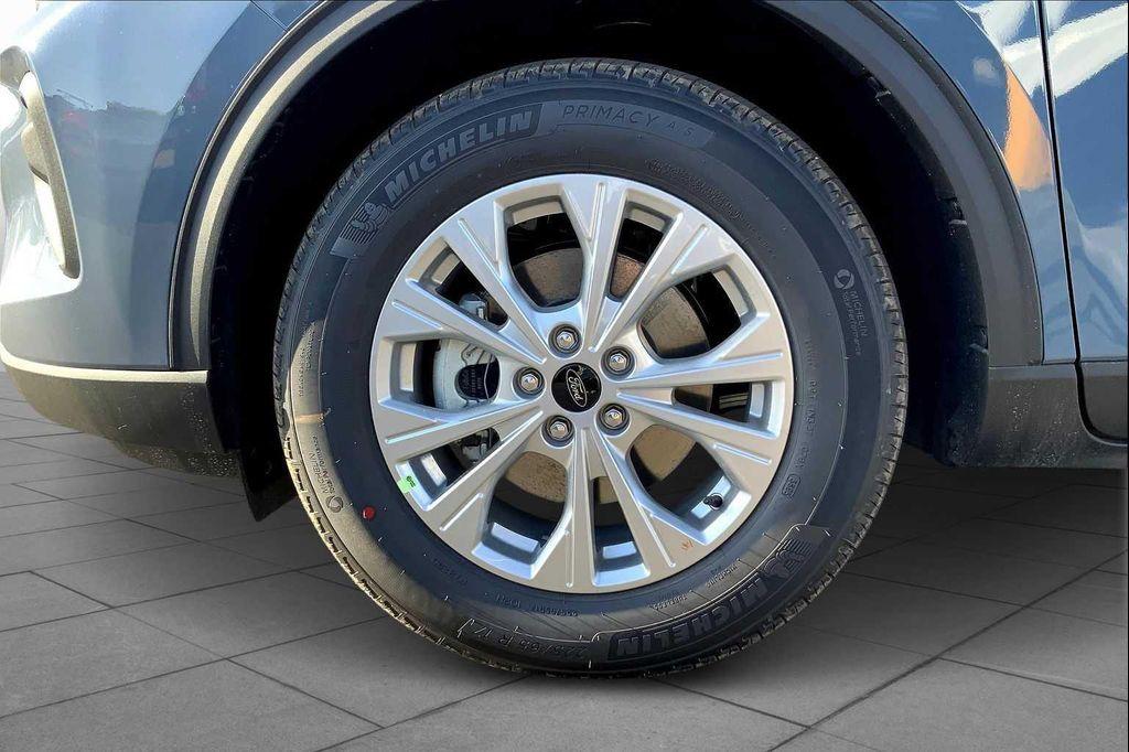 new 2026 Ford Escape car, priced at $30,253