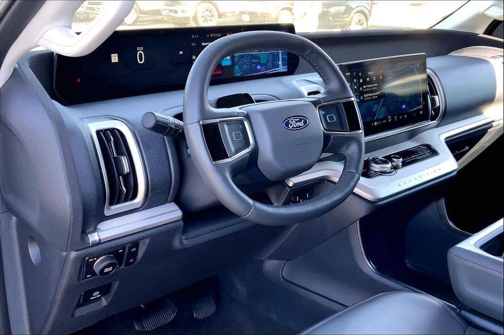 used 2025 Ford Expedition car, priced at $56,644