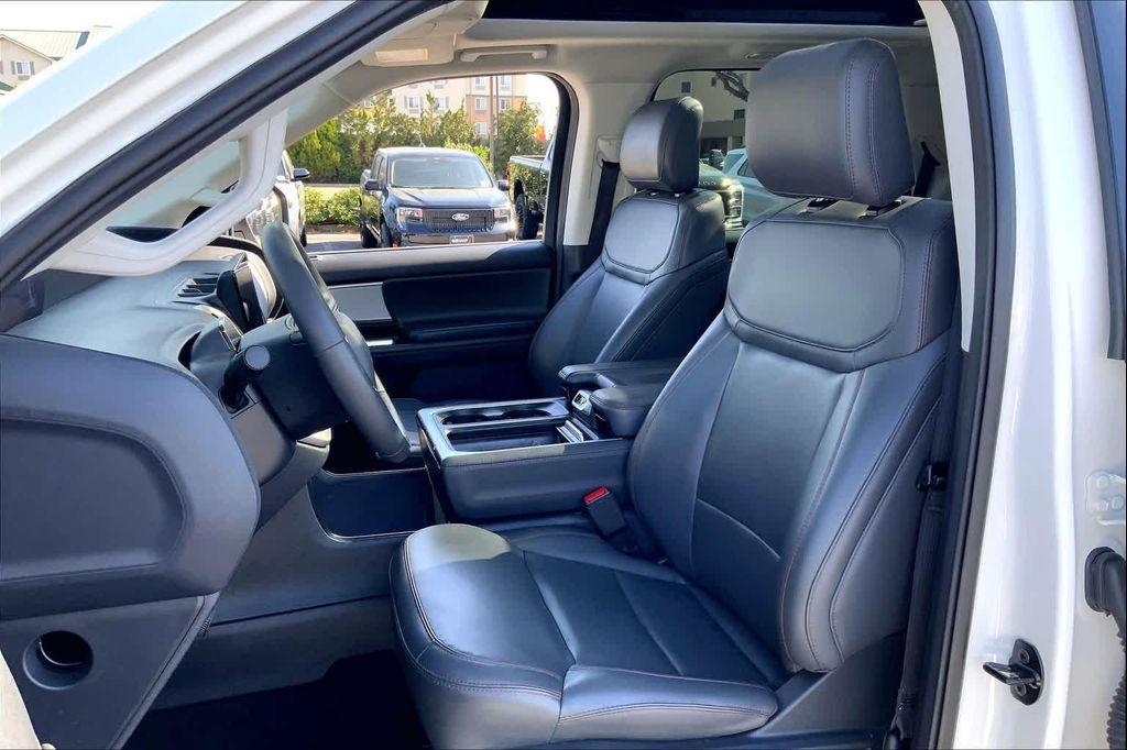 used 2025 Ford Expedition car, priced at $56,644