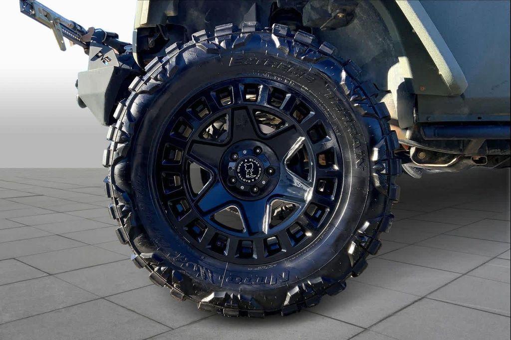 used 2017 Jeep Wrangler Unlimited car, priced at $24,586