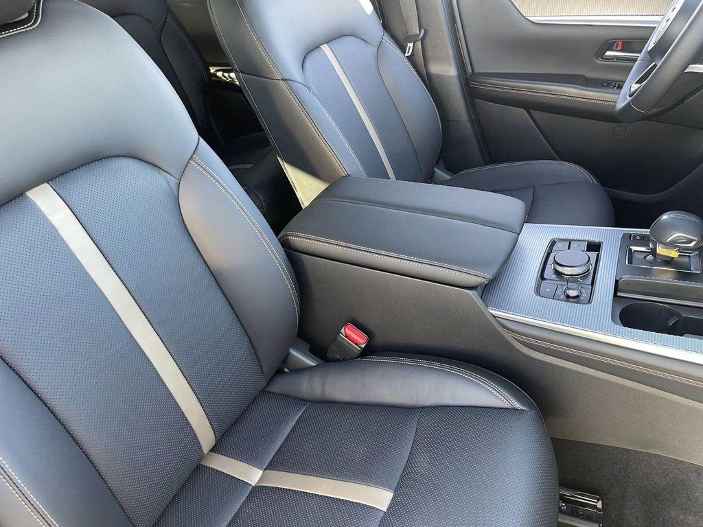 new 2025 Mazda CX-90 PHEV car, priced at $50,342