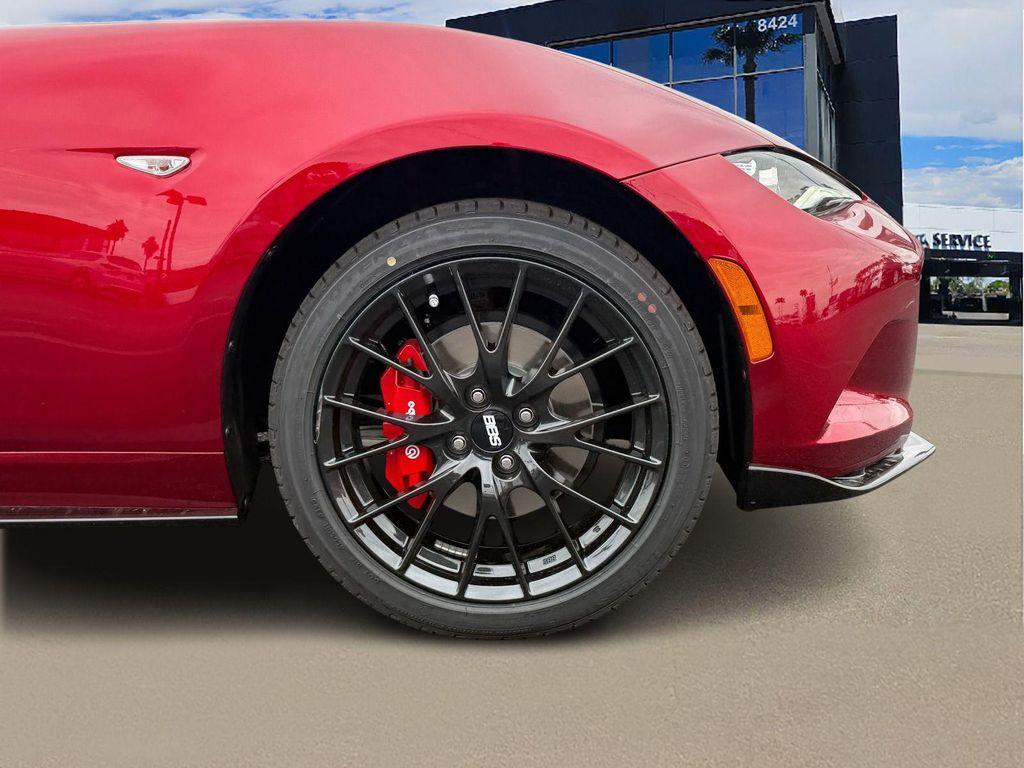 new 2025 Mazda MX-5 Miata RF car, priced at $43,430