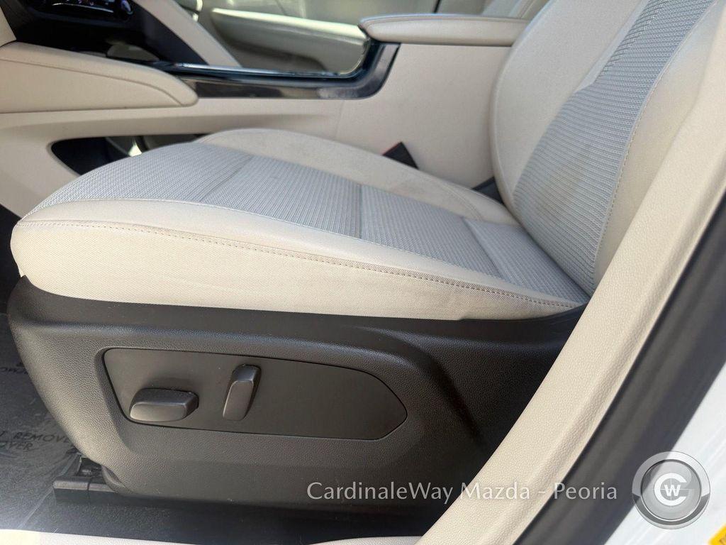 used 2023 Buick Envision car, priced at $23,091