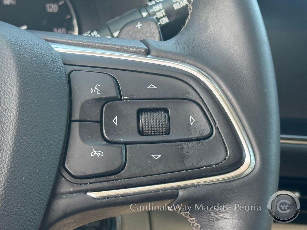 used 2023 Buick Envision car, priced at $23,091