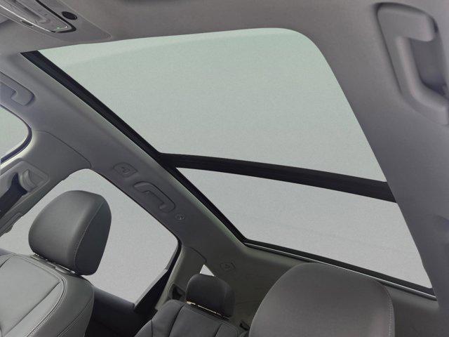 new 2026 Audi Q7 car, priced at $63,678