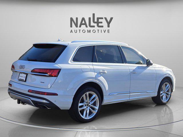 new 2025 Audi Q7 car, priced at $68,742