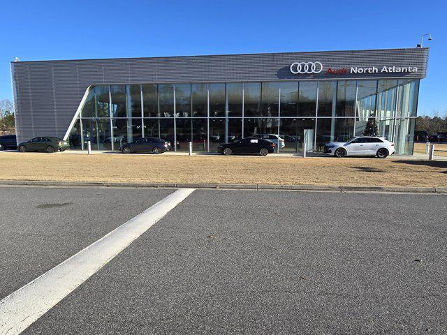 new 2025 Audi Q7 car, priced at $68,742