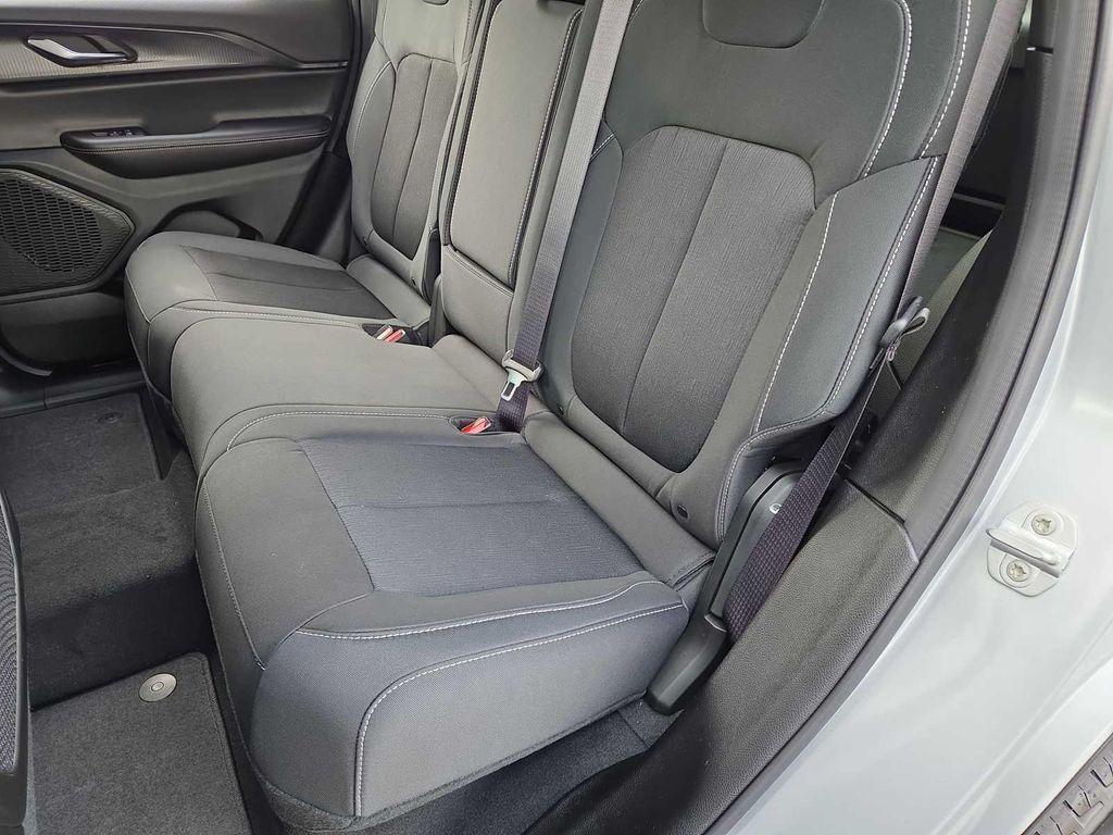 new 2025 Jeep Grand Cherokee car, priced at $34,920