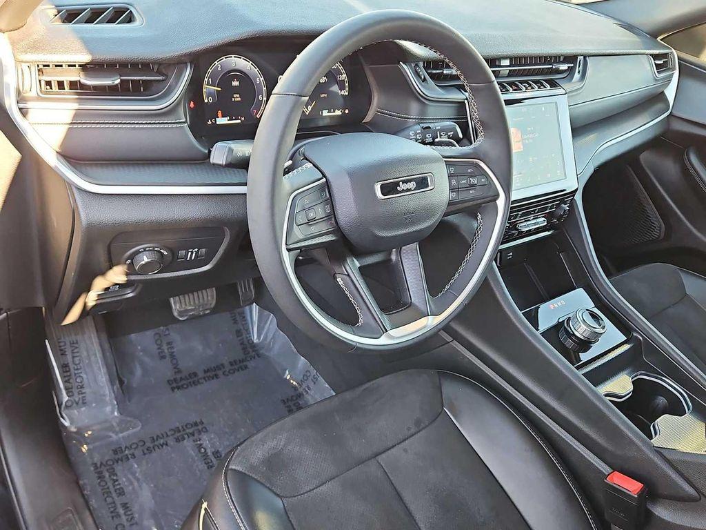 used 2024 Jeep Grand Cherokee car, priced at $28,000