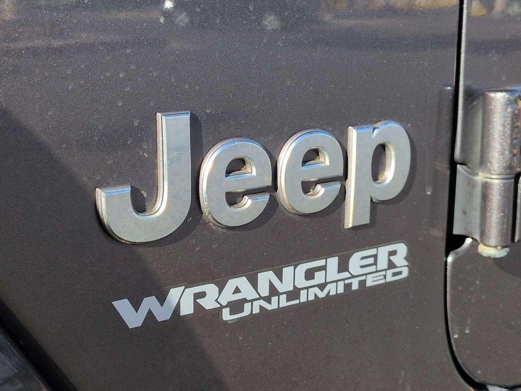 used 2022 Jeep Wrangler Unlimited car, priced at $28,000