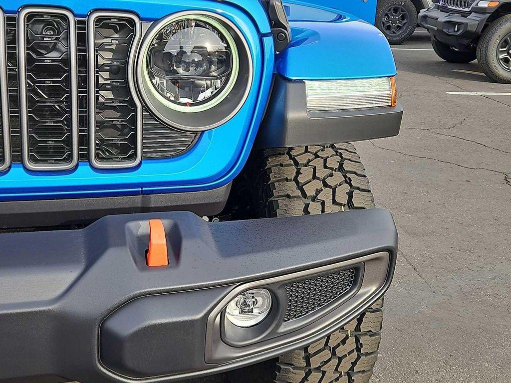 new 2026 Jeep Gladiator car, priced at $54,440