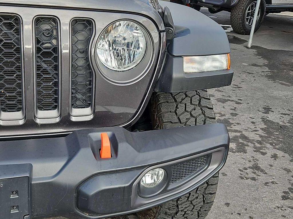 used 2023 Jeep Gladiator car, priced at $37,000