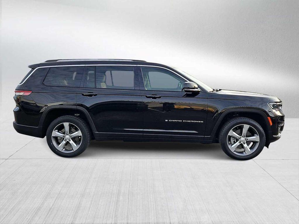 used 2021 Jeep Grand Cherokee L car, priced at $24,000