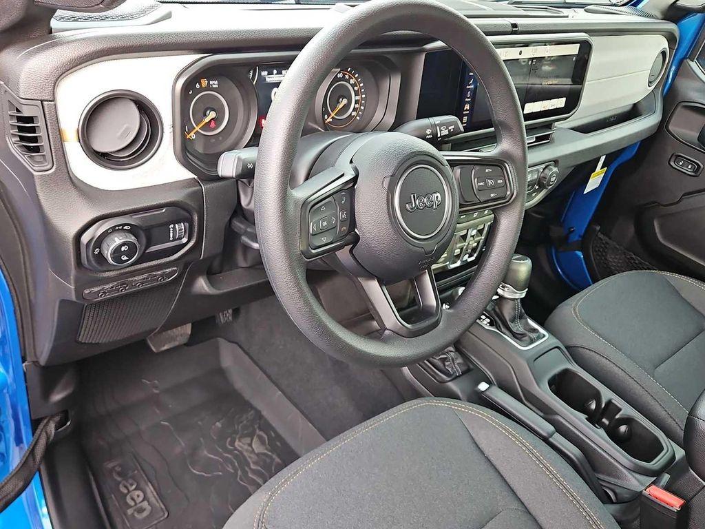 new 2026 Jeep Gladiator car, priced at $40,445