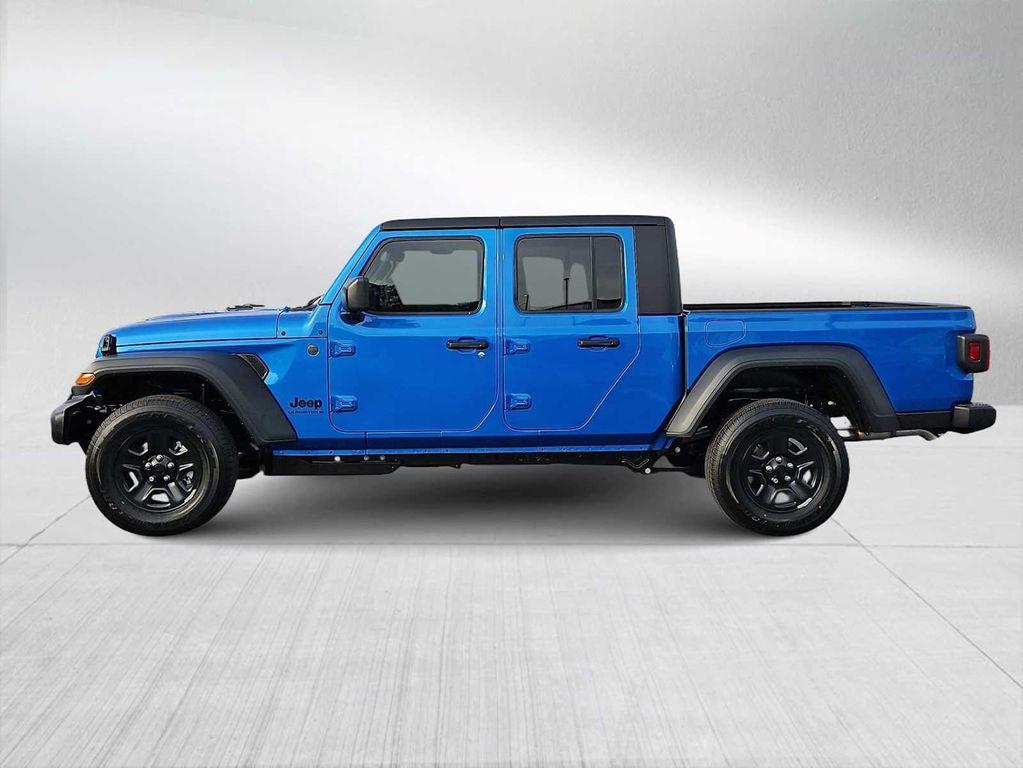 new 2026 Jeep Gladiator car, priced at $40,445