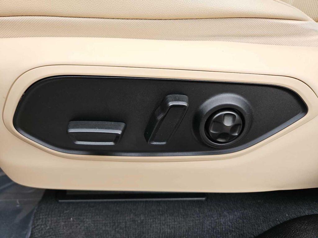 used 2024 Jeep Grand Cherokee 4xe car, priced at $29,000