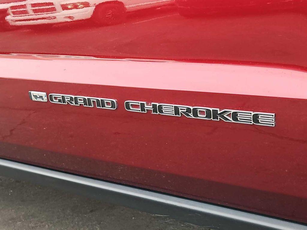 used 2022 Jeep Grand Cherokee car, priced at $21,500
