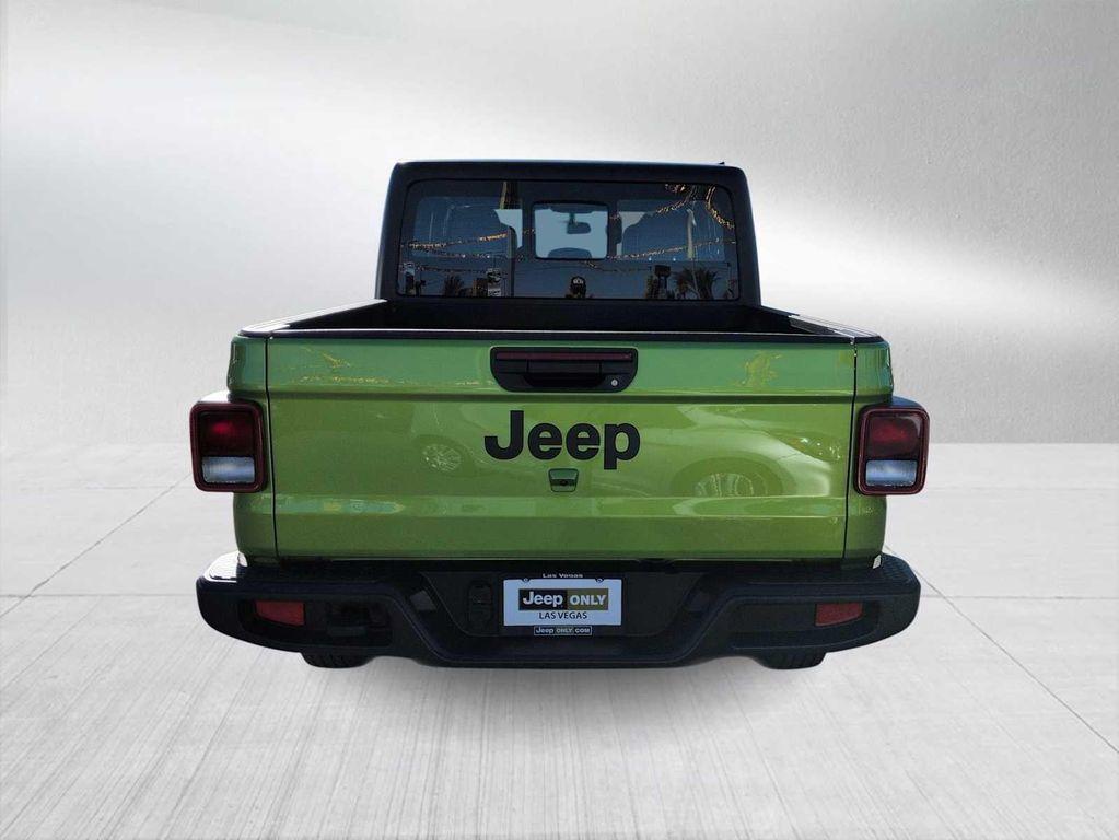 new 2026 Jeep Gladiator car, priced at $41,040