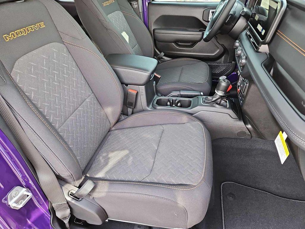 new 2026 Jeep Gladiator car, priced at $51,180