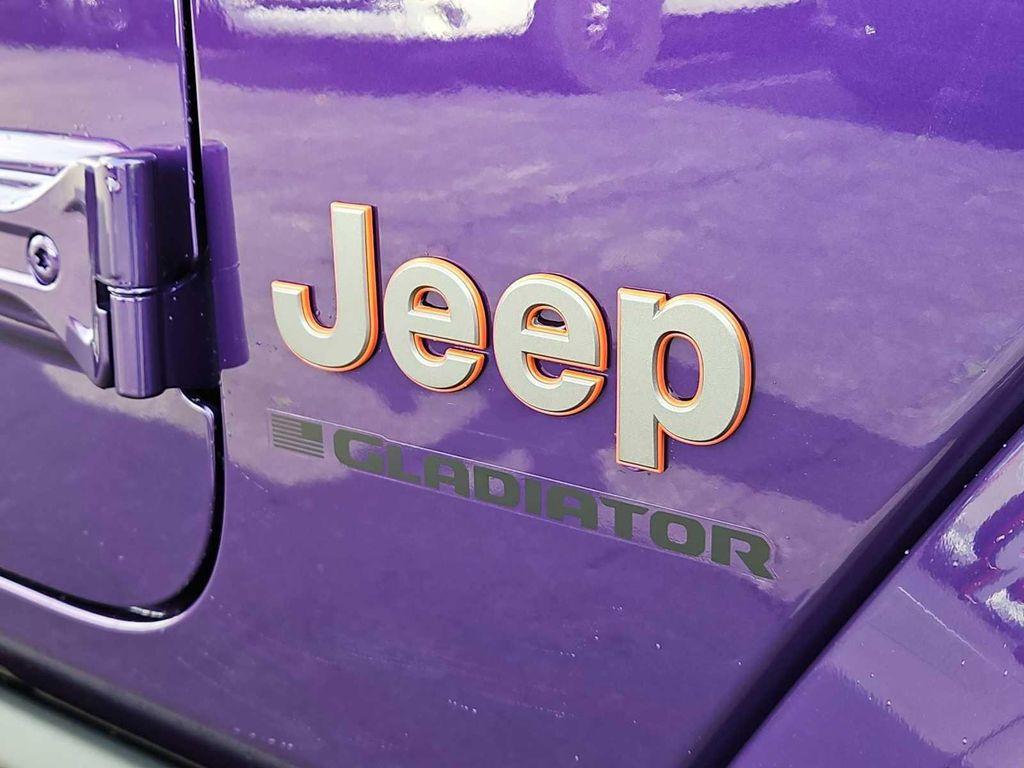 new 2026 Jeep Gladiator car, priced at $54,780