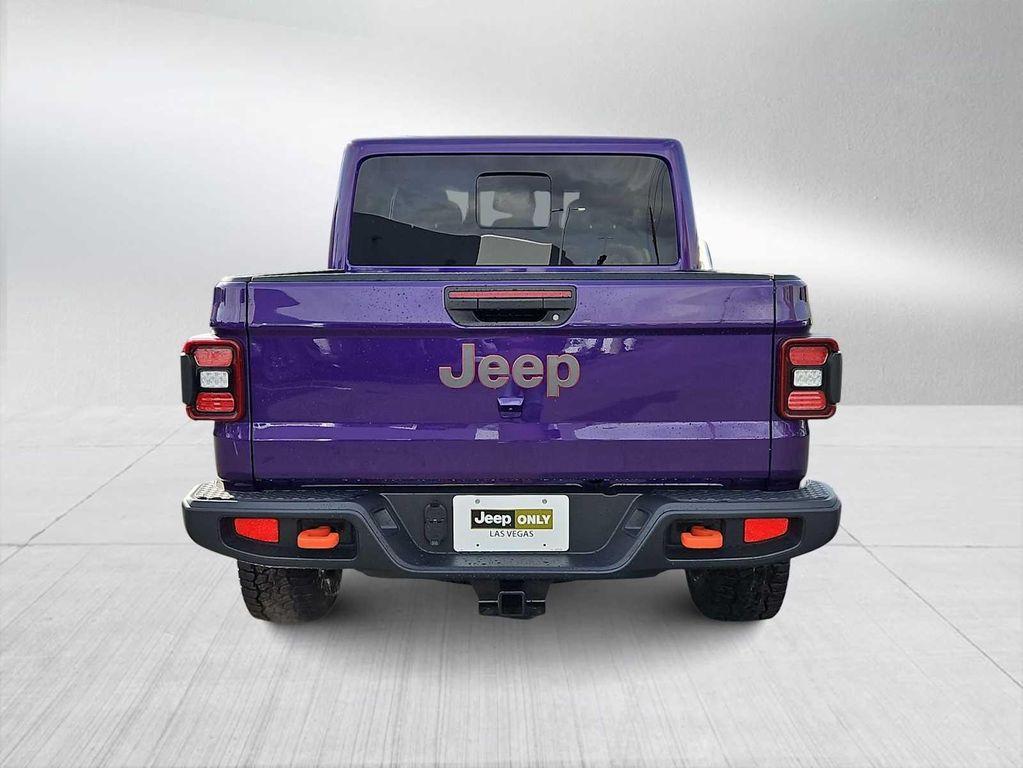 new 2026 Jeep Gladiator car, priced at $54,780