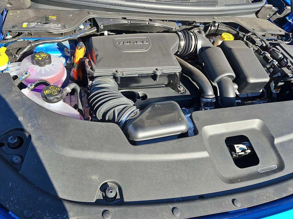 new 2026 Jeep Cherokee car, priced at $41,995