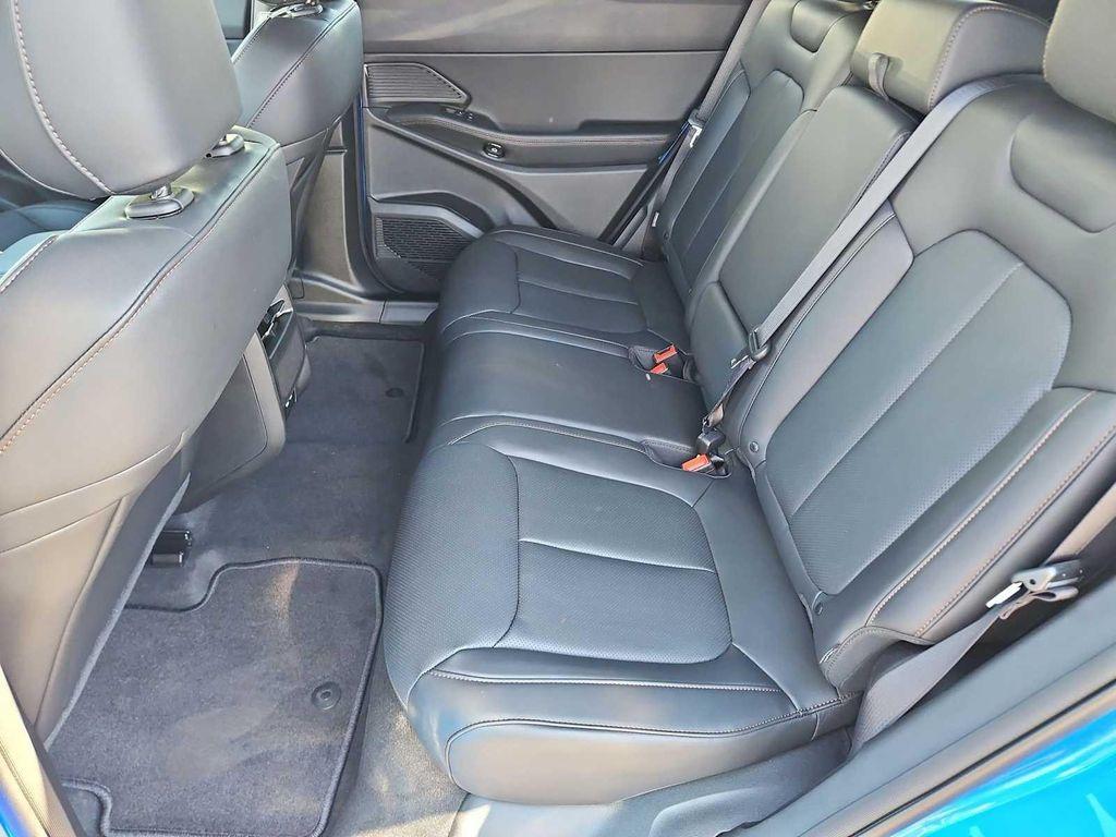 new 2026 Jeep Cherokee car, priced at $41,995