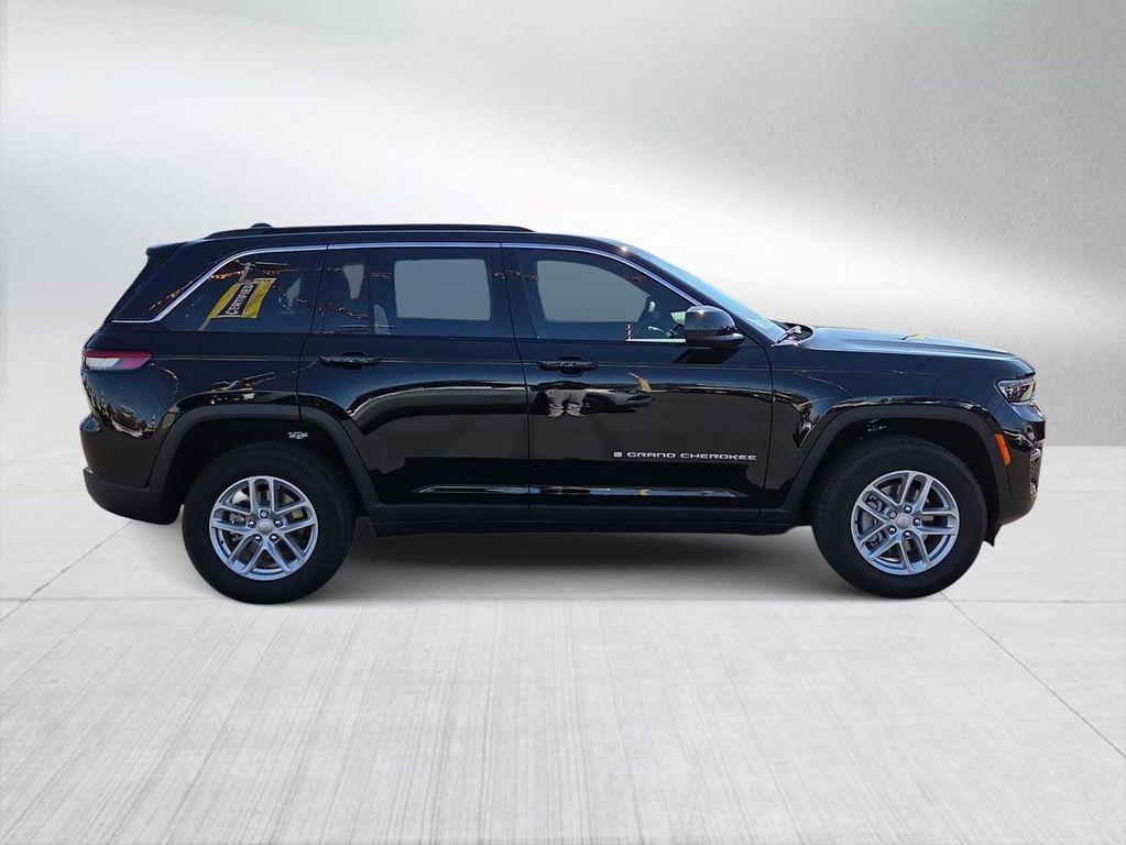 new 2025 Jeep Grand Cherokee car, priced at $32,920