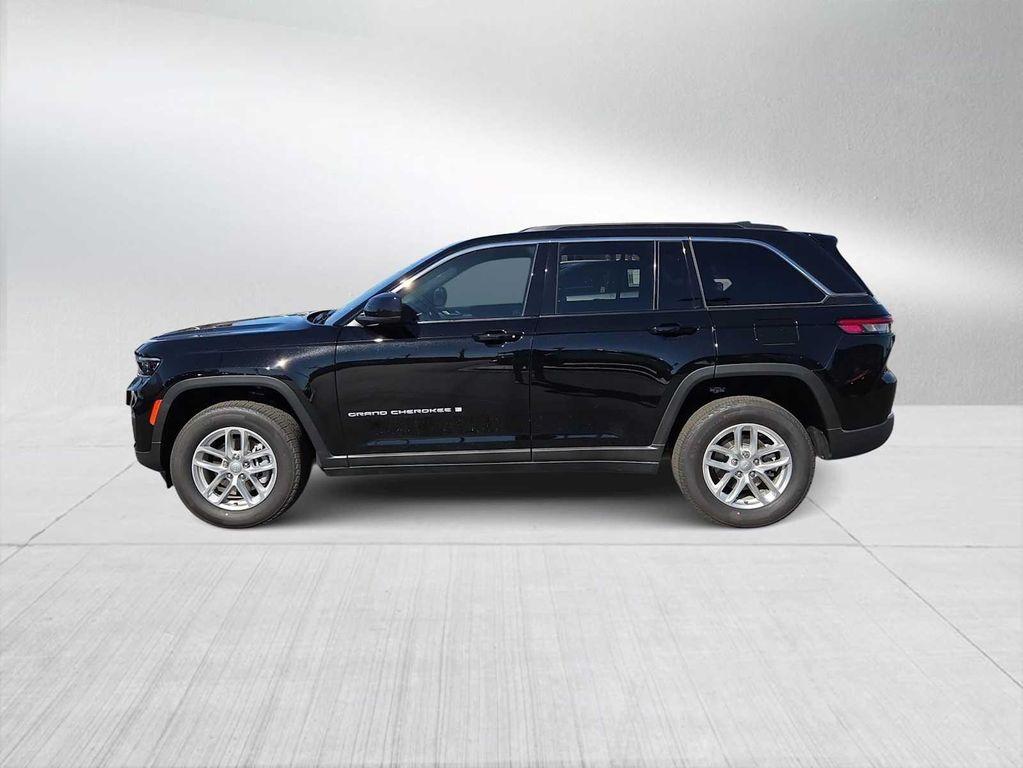 new 2025 Jeep Grand Cherokee car, priced at $32,920
