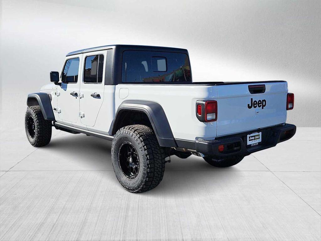 new 2026 Jeep Gladiator car, priced at $49,440