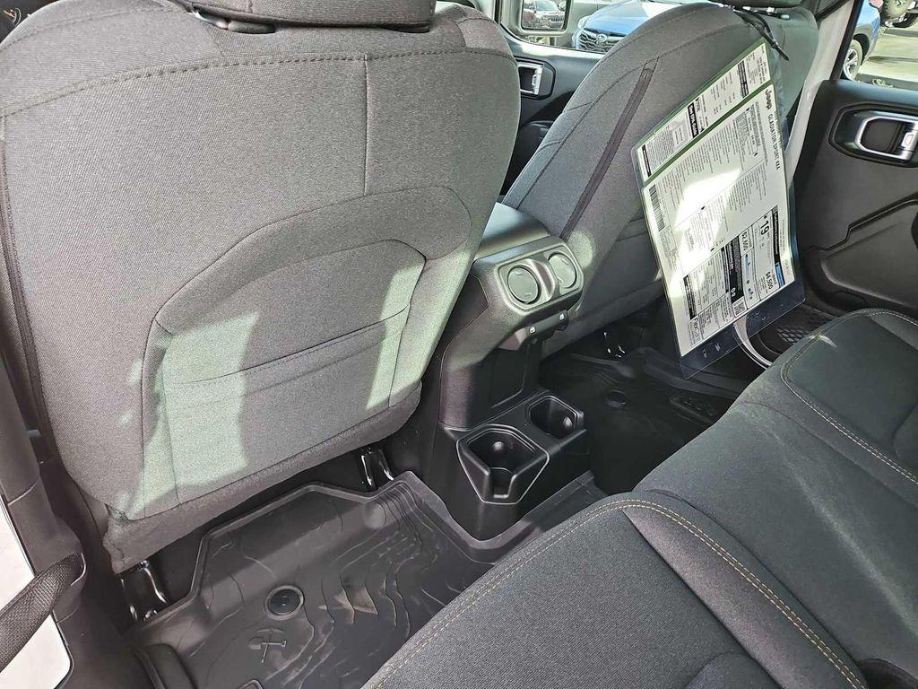 new 2026 Jeep Gladiator car, priced at $49,440