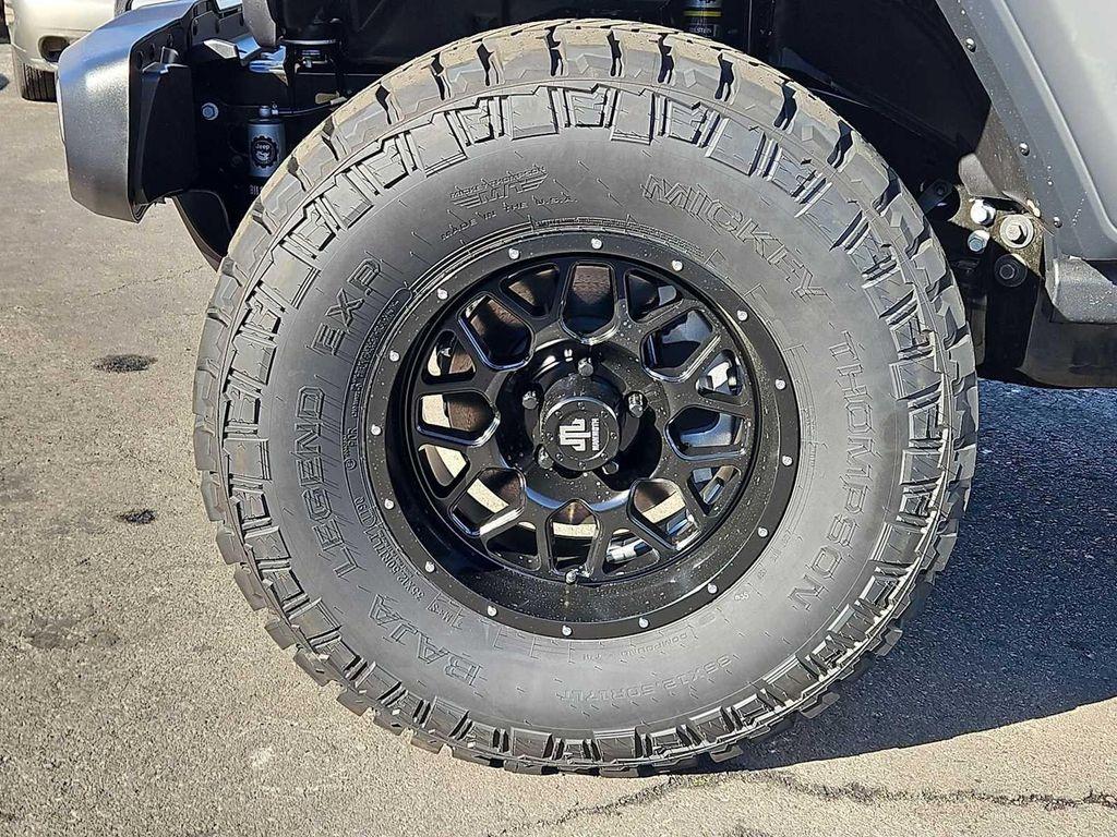 new 2026 Jeep Gladiator car, priced at $49,440