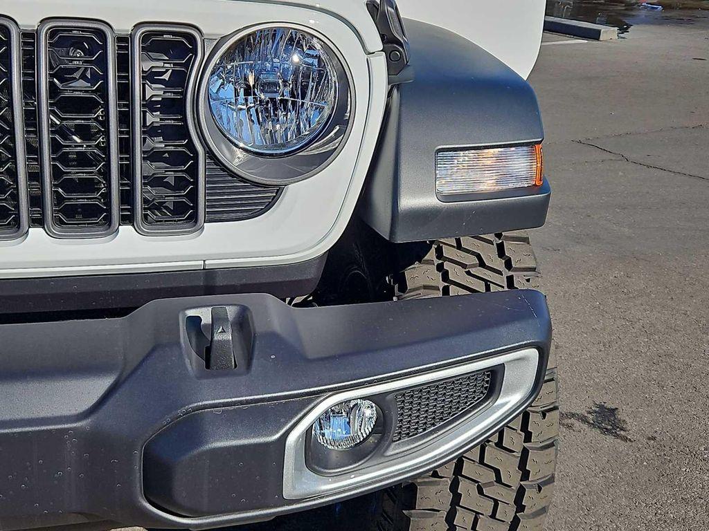 new 2026 Jeep Gladiator car, priced at $49,440