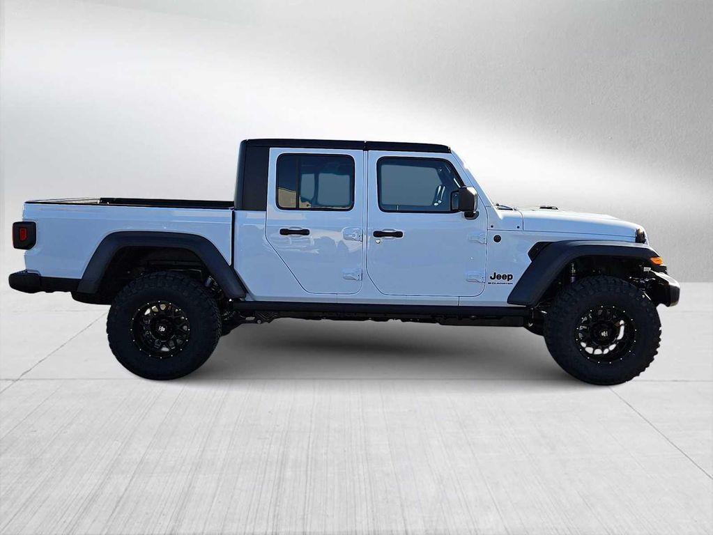 new 2026 Jeep Gladiator car, priced at $49,440