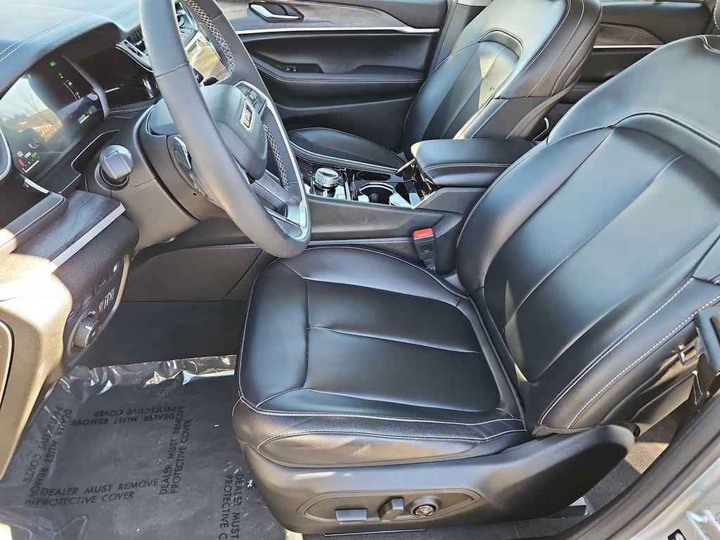 used 2023 Jeep Grand Cherokee 4xe car, priced at $26,500