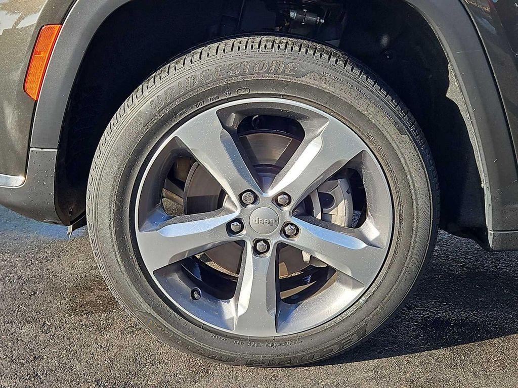 used 2021 Jeep Grand Cherokee L car, priced at $26,000