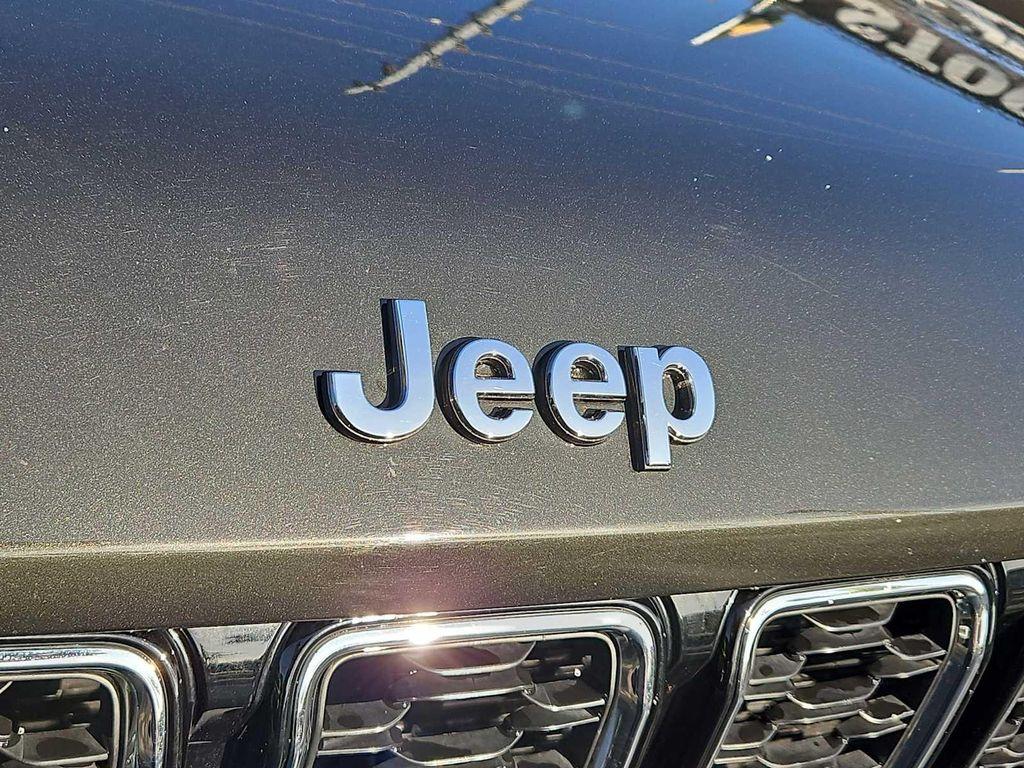 used 2021 Jeep Grand Cherokee L car, priced at $26,000