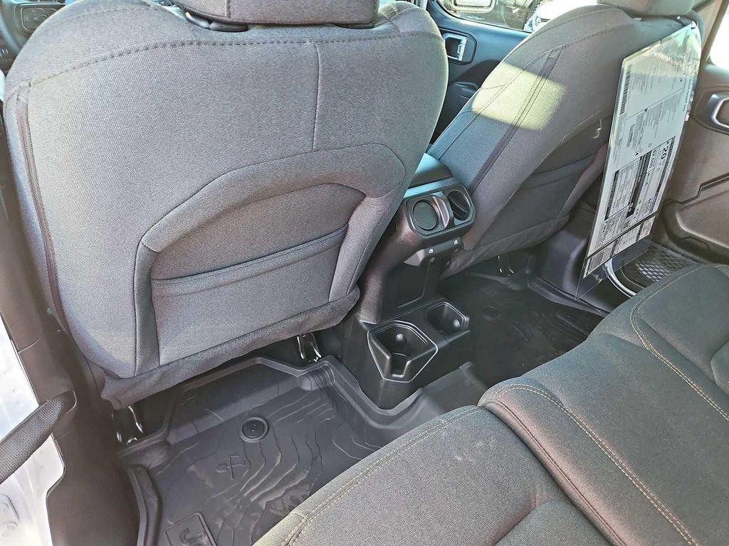 new 2026 Jeep Wrangler car, priced at $39,355