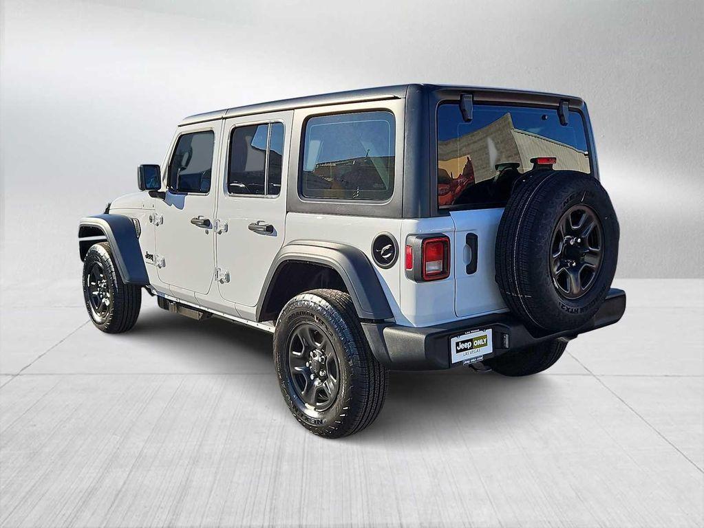 new 2026 Jeep Wrangler car, priced at $39,355