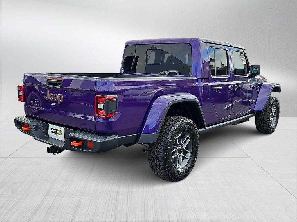 new 2026 Jeep Gladiator car, priced at $55,335