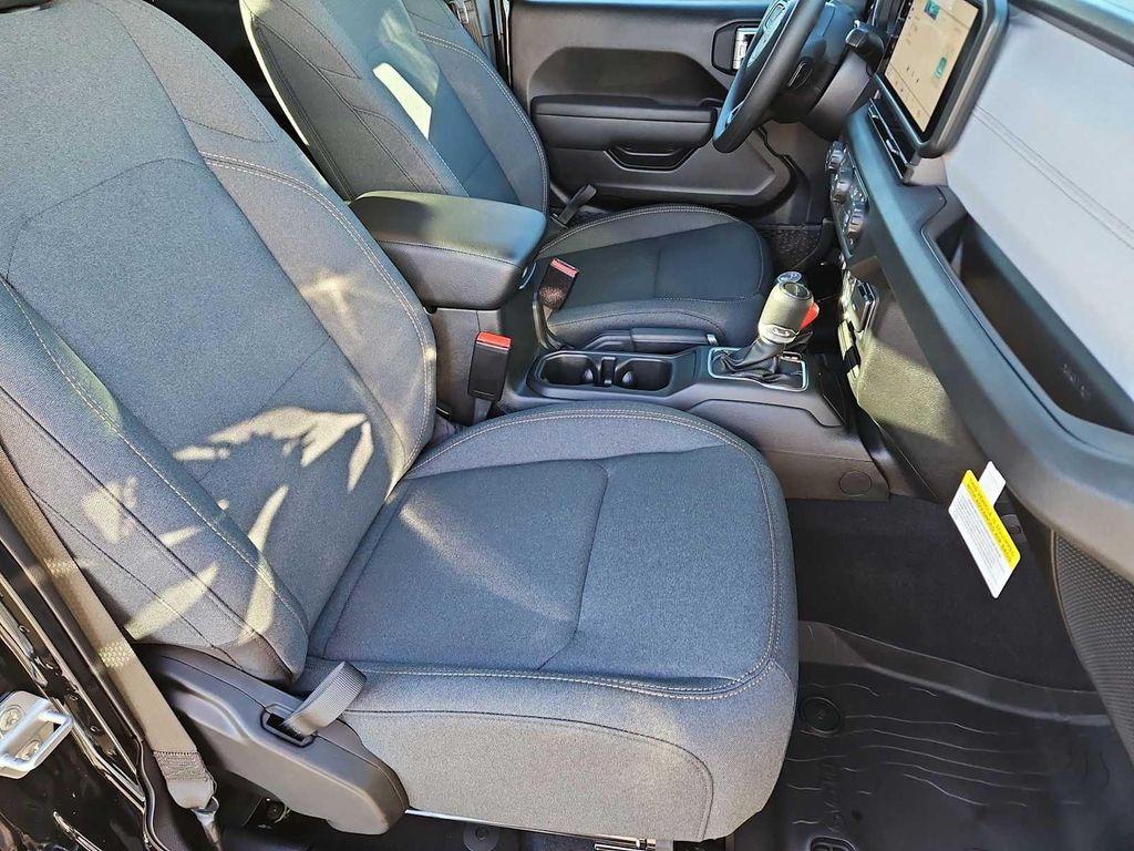 new 2026 Jeep Gladiator car, priced at $41,040