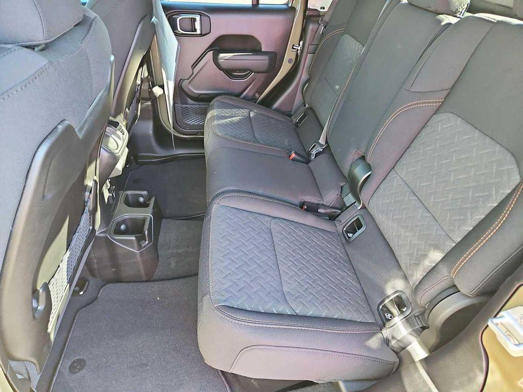 new 2026 Jeep Gladiator car, priced at $55,035