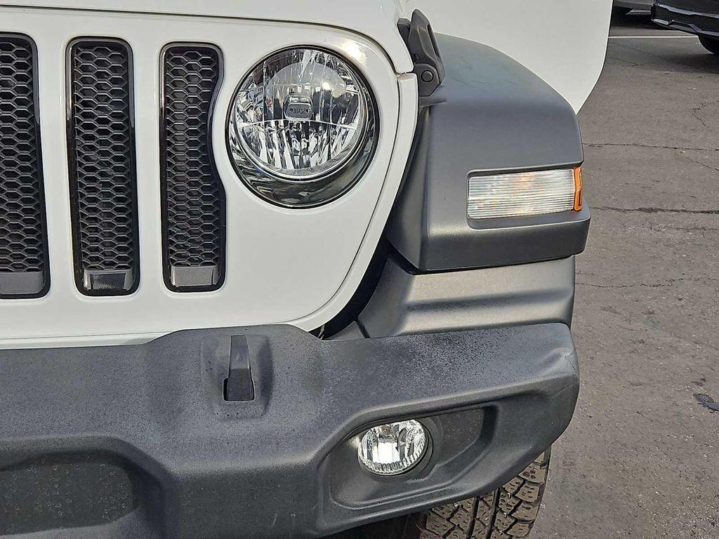 used 2021 Jeep Wrangler Unlimited car, priced at $27,000