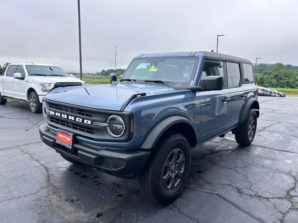 new 2025 Ford Bronco car, priced at $41,879