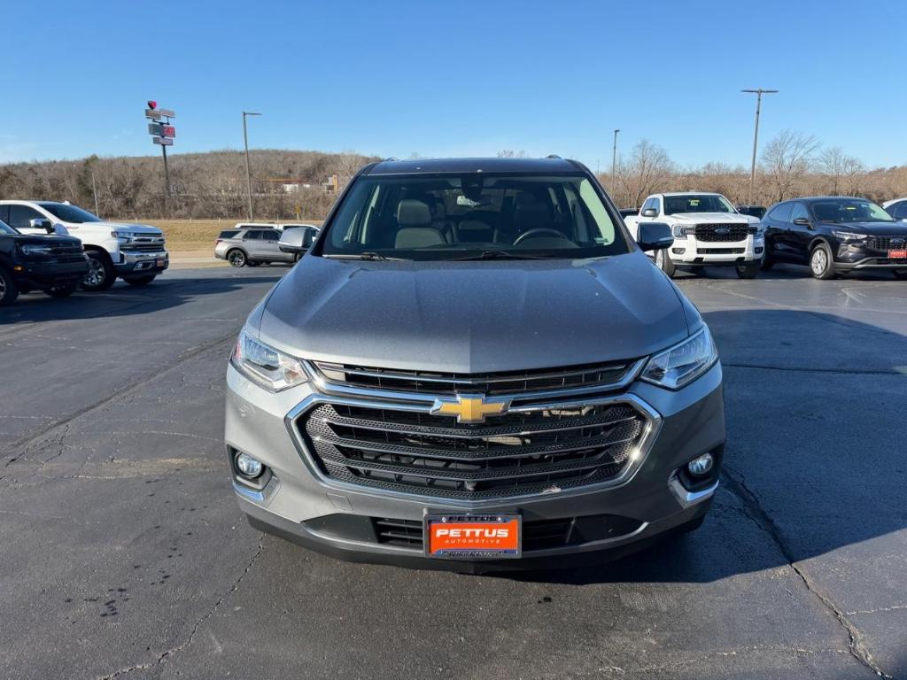 used 2020 Chevrolet Traverse car, priced at $23,998