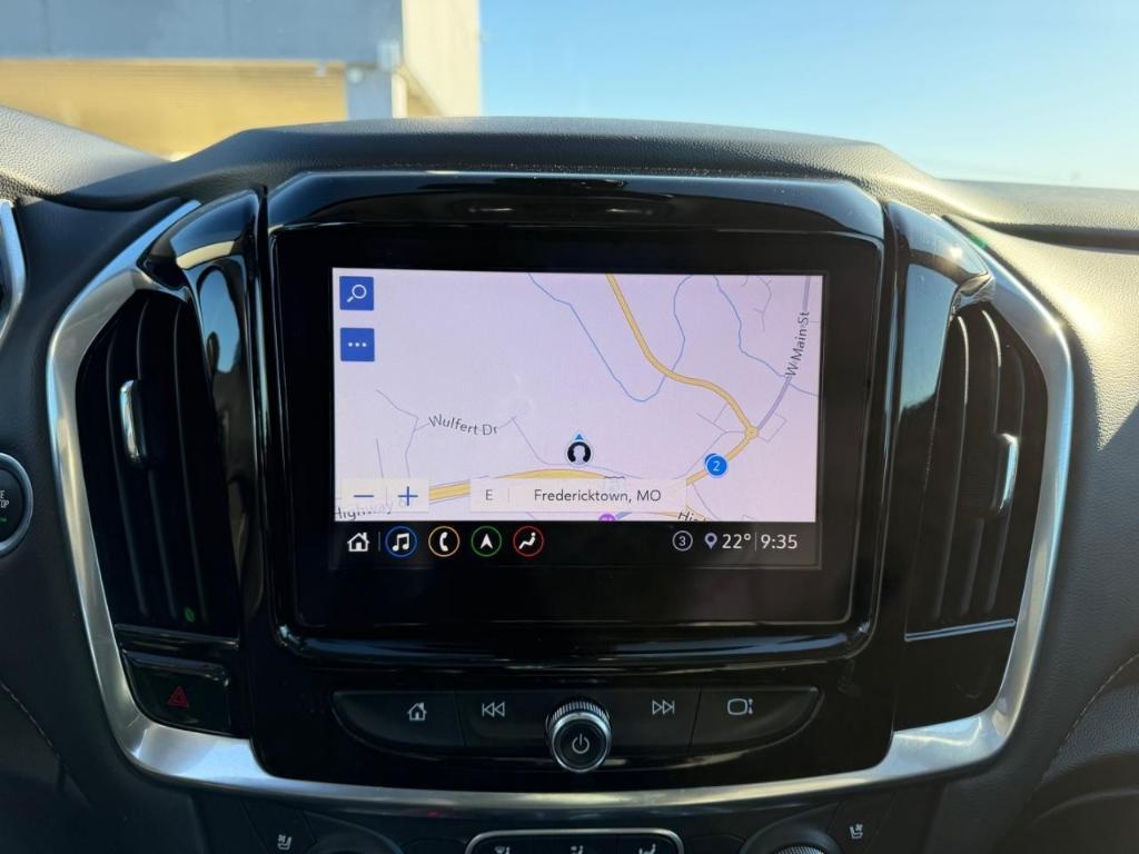 used 2020 Chevrolet Traverse car, priced at $23,998