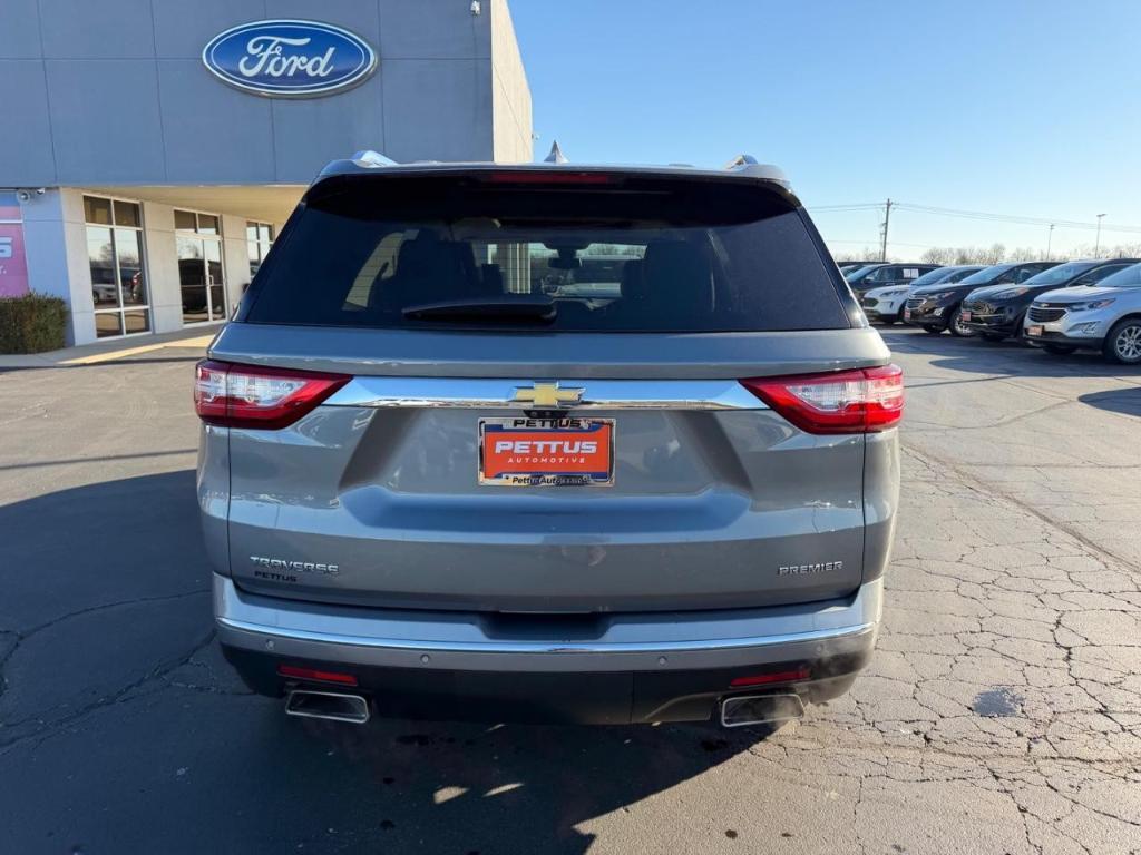 used 2020 Chevrolet Traverse car, priced at $23,998